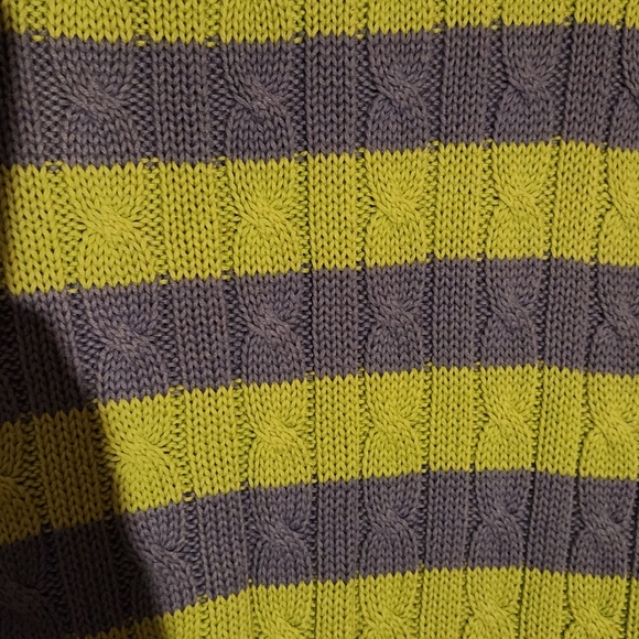 AEROPOSTALE CROPPED CABLE KNIT SWEATER Large - Picture 6 of 10